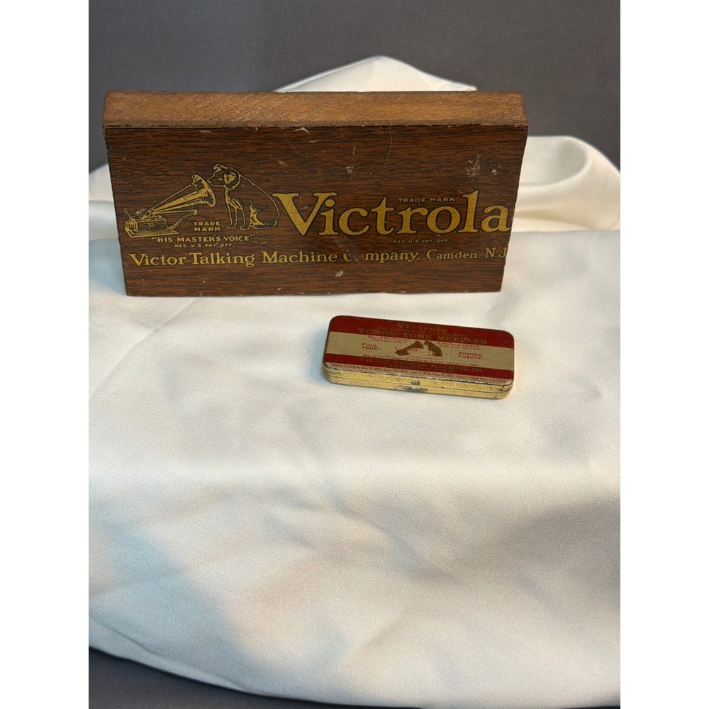 Vintage Victrola Tungs-Tone Needles Tin with 2 Needles & Victor Wood Block Logo